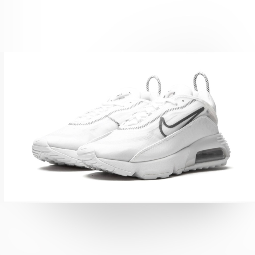 Women’s Nike Air Max 2090